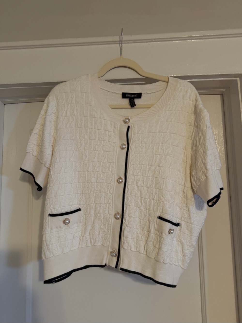 Ellen Tracy Cream Knit Short Sleeve Cardigan with Black Label Detail